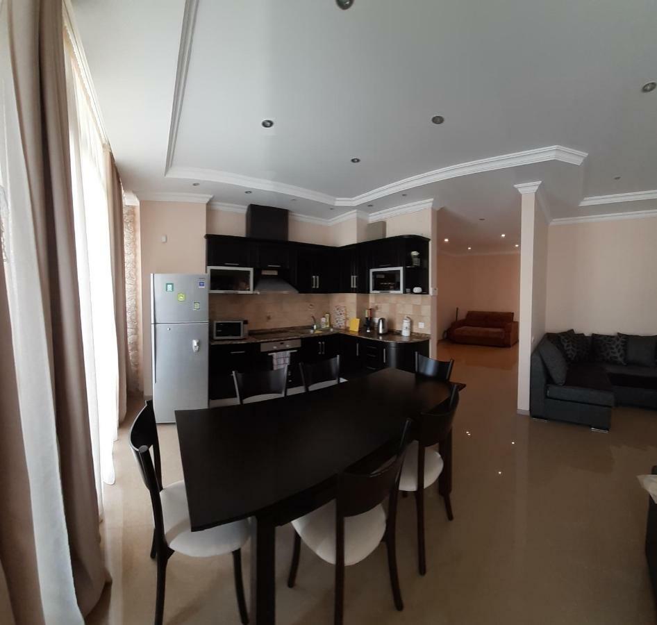 Apartament Beautiful House By The Sea Batumi Zewnętrze zdjęcie